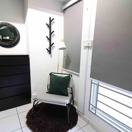 Cozy Duplex Studio Near Kuala Lumpur Next To Lrt Train Station Ampang  Exterior photo