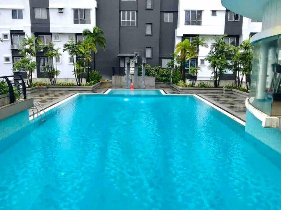 Cozy Duplex Near Kuala Lumpur Next To Lrt Train Station Apartment